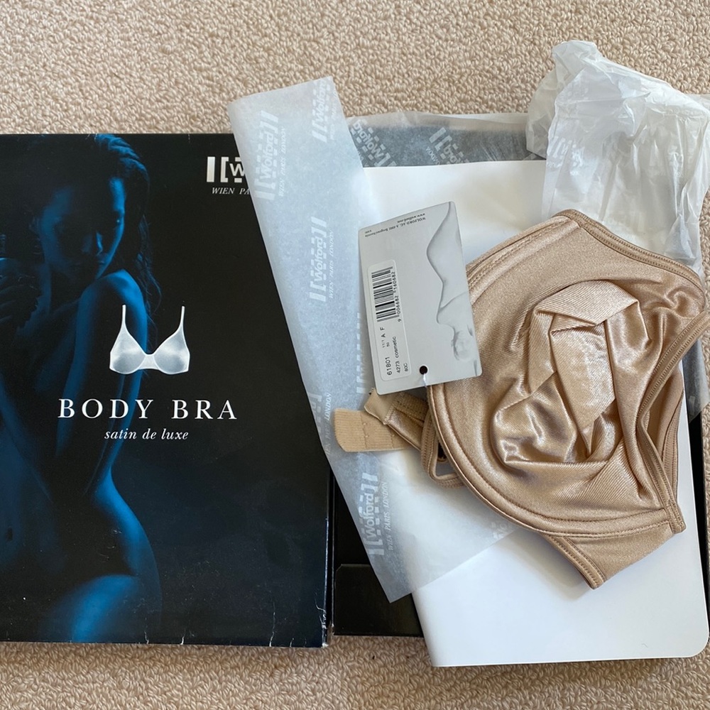 Wolford light nude satin Body Bra in 36C 80C. Unlined w wire. NIB New.